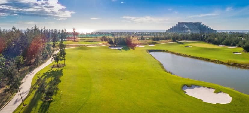 Vinpearl Golf Nam Hoi An 1